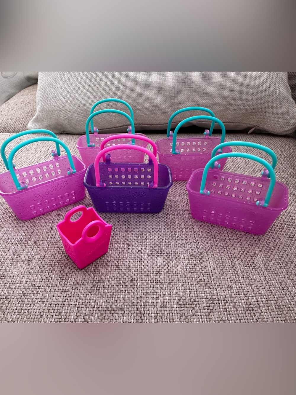 Shopkins Set of Plastic Mini glitter Baskets